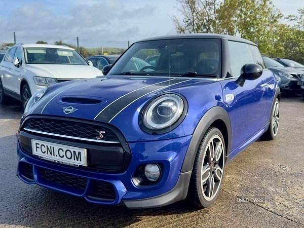 Blue Used 2018 Mini Cooper S Hatch Hatchback | £10,550 (Fair price) - Image 1/4