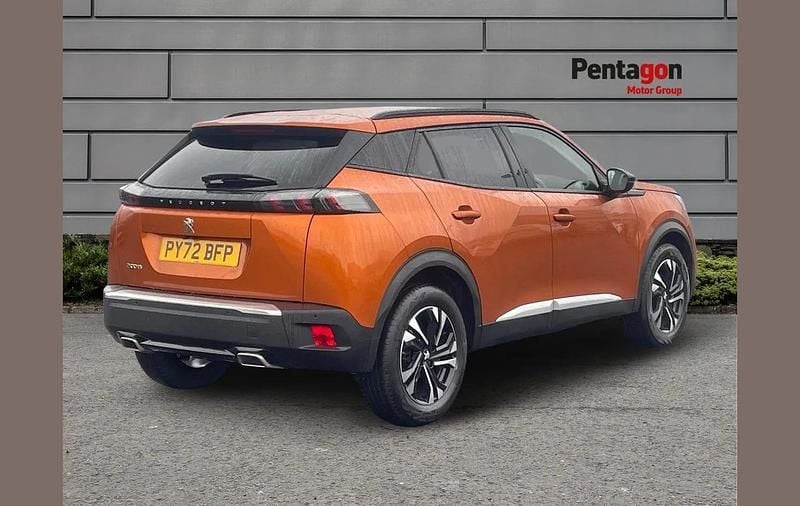 Used Peugeot 2008 Allure+ 128 HP (94 kW) 2022 Orange SUV