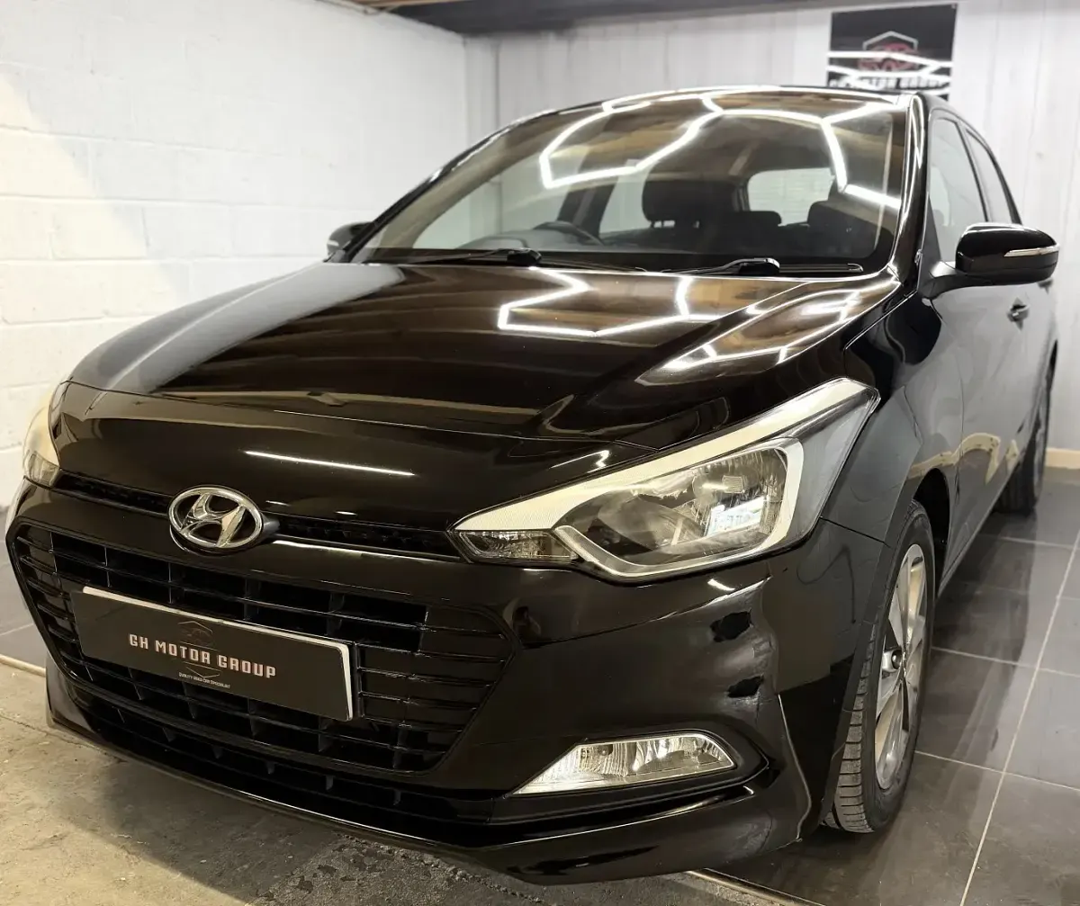 Używany Hyundai i20 Edition 100 KM (73 kW) 2017 Czarny Hatchback