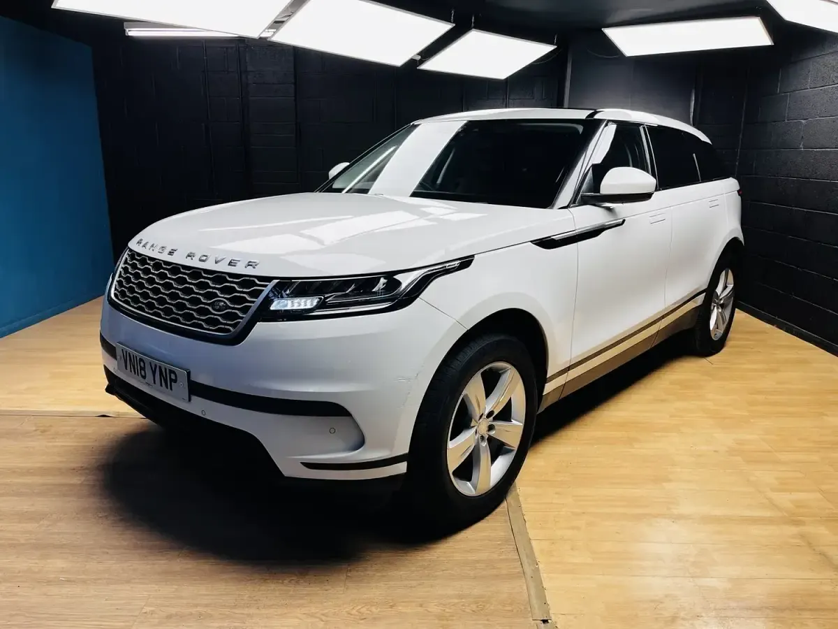 Used Land Rover Range Rover Velar 177 HP (130 kW) 2018 White SUV