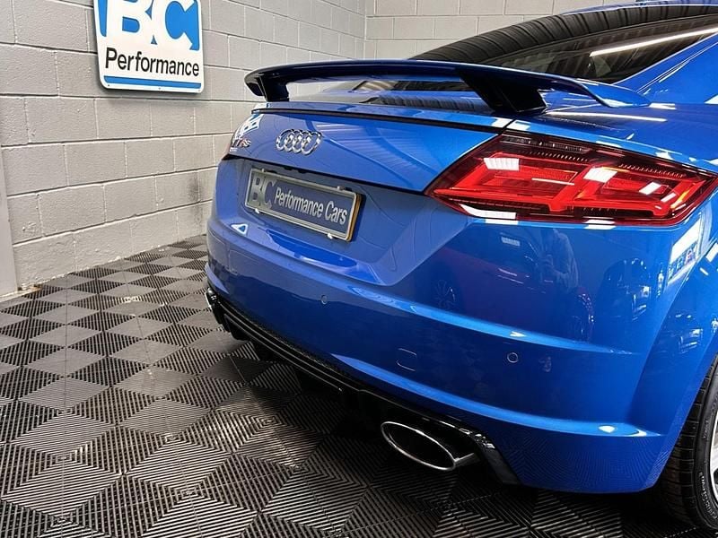 Used Audi TT RS Advanced 400 HP (294 kW) 2018 Blue Coupe