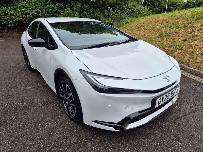 White Used 2025 Toyota Prius Hatchback | £34,995 - Image 1/4