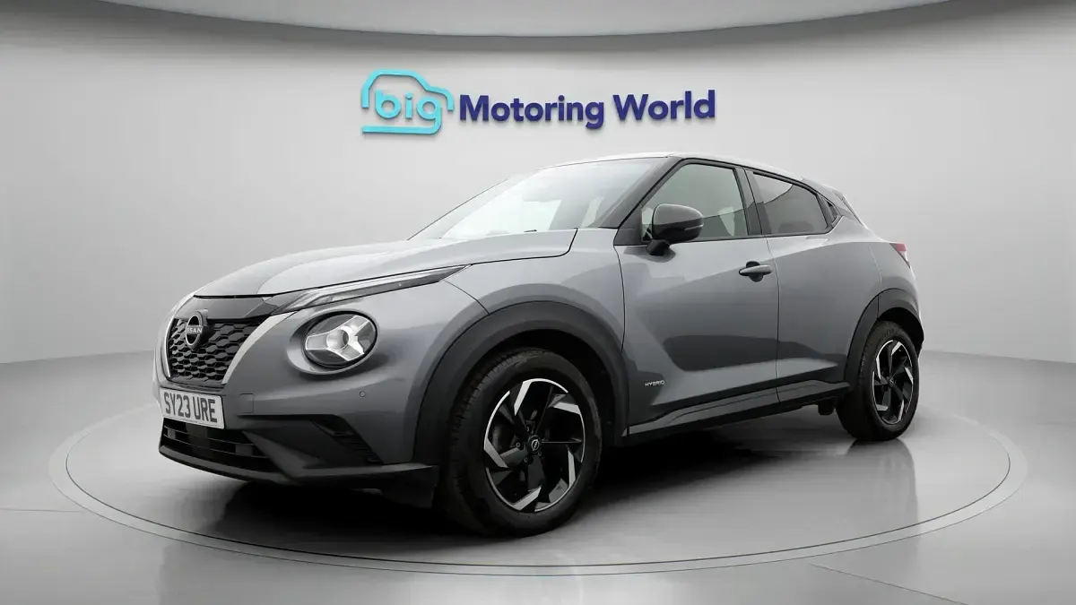 Used Nissan Juke N-Connecta 143 HP (105 kW) 2023 Grey SUV
