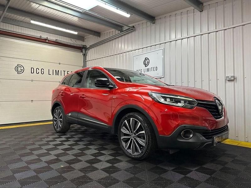 Used Renault Kadjar Signature 130 HP (95 kW) 2017 Red SUV