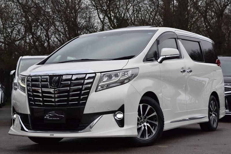 Pearlescent cream Used 2015 Toyota Alphard Executive MPV | £27,995 - Image 1/4
