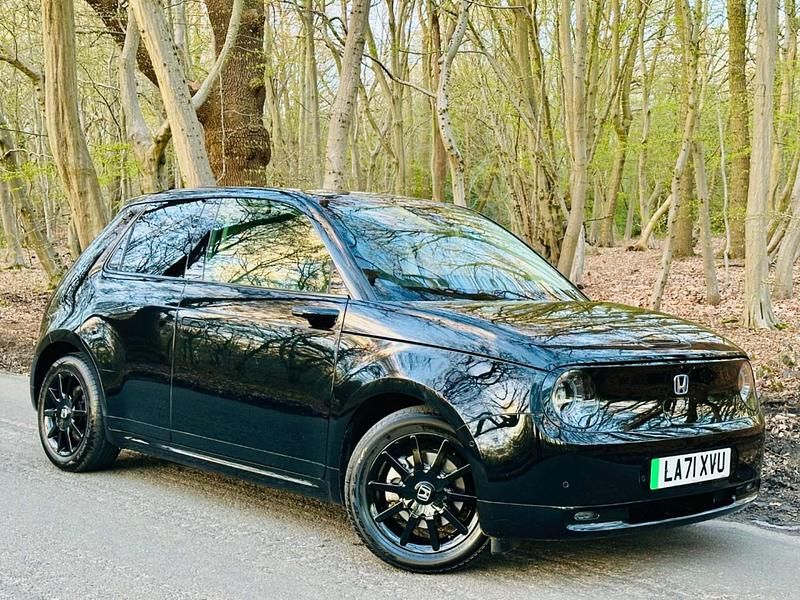Black Used 2022 Honda e Advance Hatchback | £15,389 (Fair price) - Image 1/4