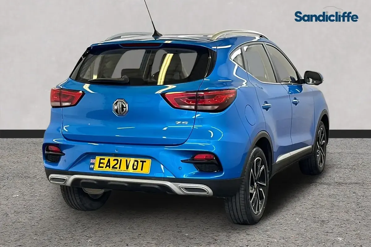 Used MG ZS Exclusive 111 HP (81 kW) 2023 Blue SUV