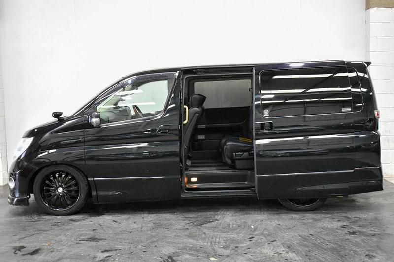 Used Nissan Elgrand 2018 Black MPV