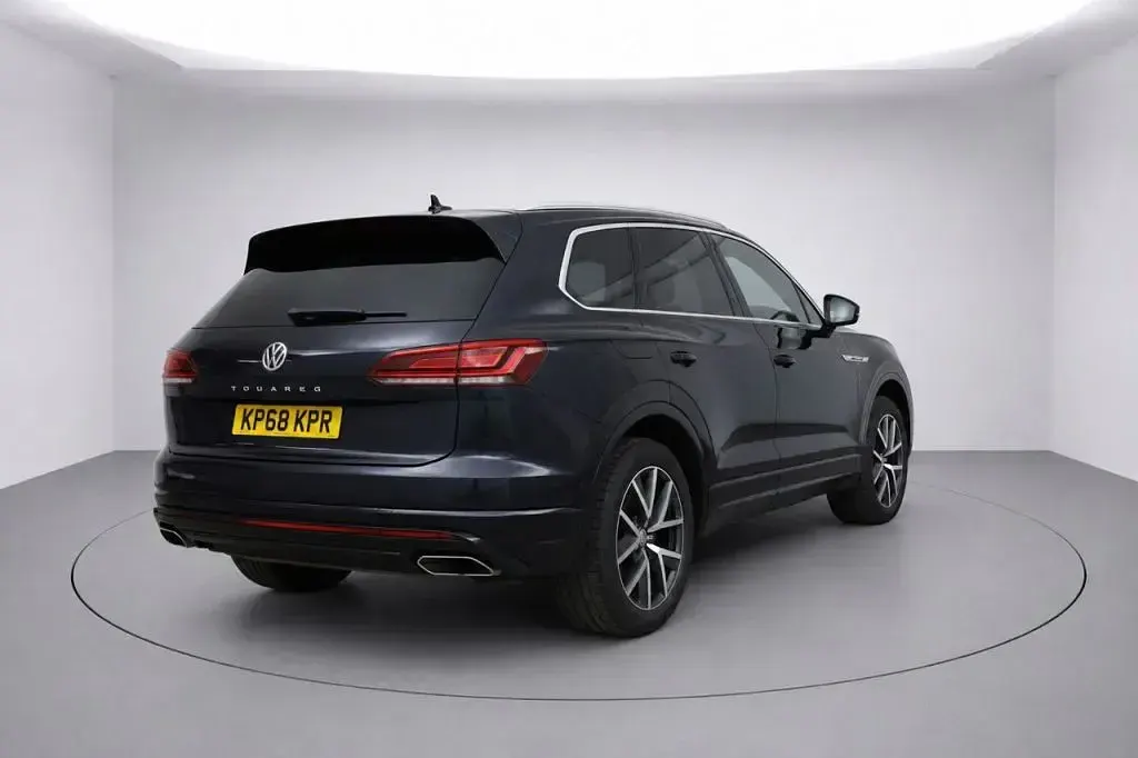 Used VW Touareg R-line 286 HP (210 kW) 2018 Blue SUV