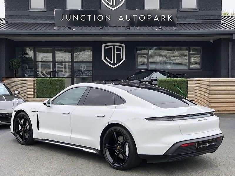 Used Porsche Taycan Performance Package 389 kW (530 HP) 2023 White Sedan