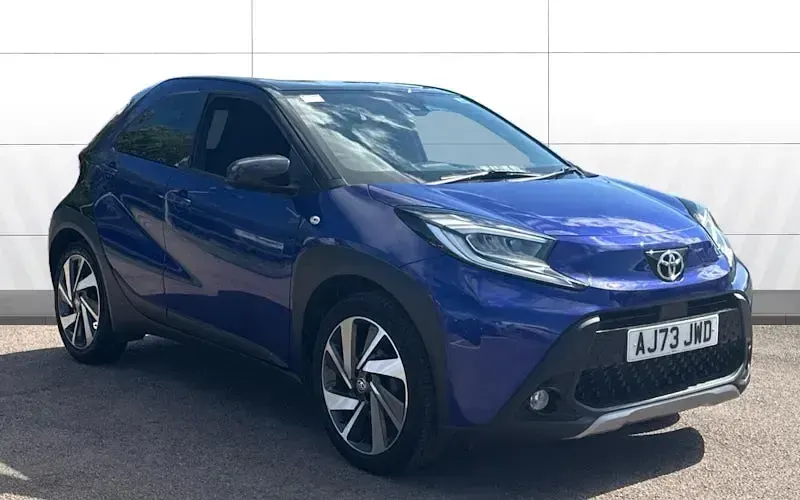 Used Toyota Aygo X 72 HP (52 kW) 2023 SUV