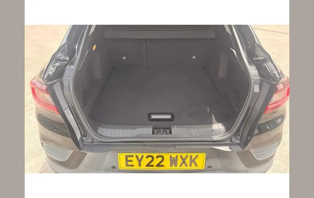 Used Renault Arkana Version S 142 HP (104 kW) 2022 Black SUV