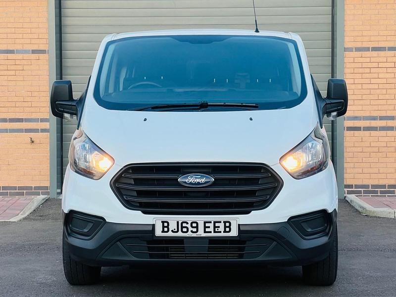 Used Ford Transit Custom 130 HP (95 kW) 2019 White Van