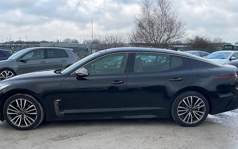 Used Kia Stinger GT-Line S 197 HP (144 kW) 2019 Black Hatchback