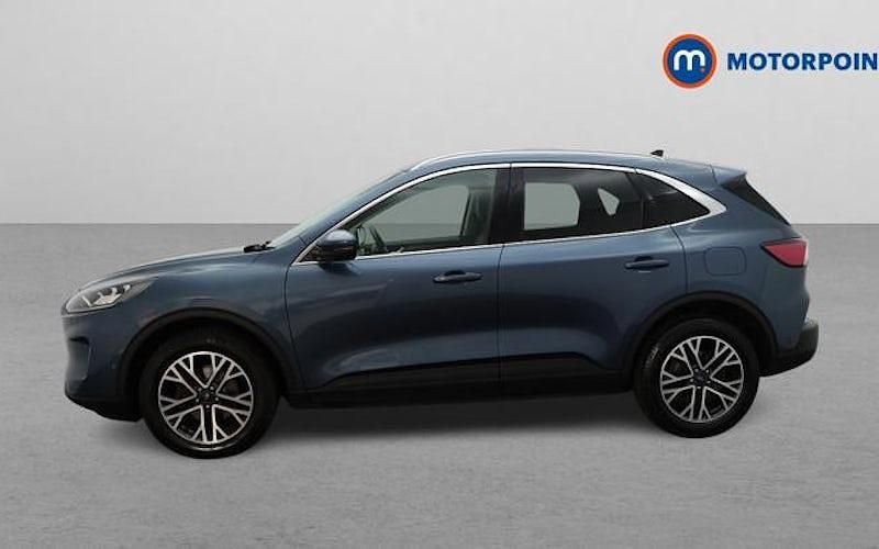 Used Ford Kuga Titanium 150 HP (110 kW) 2020 Blue SUV