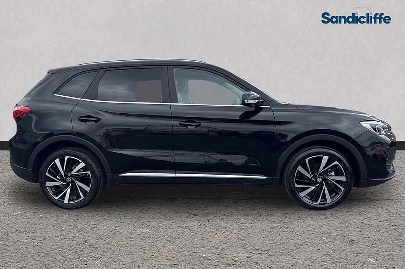 Used MG ZS Trophy 196 HP (144 kW) 2025 Black SUV
