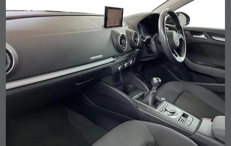 Used Audi A3 147 HP (108 kW) 2019 Black Sedan