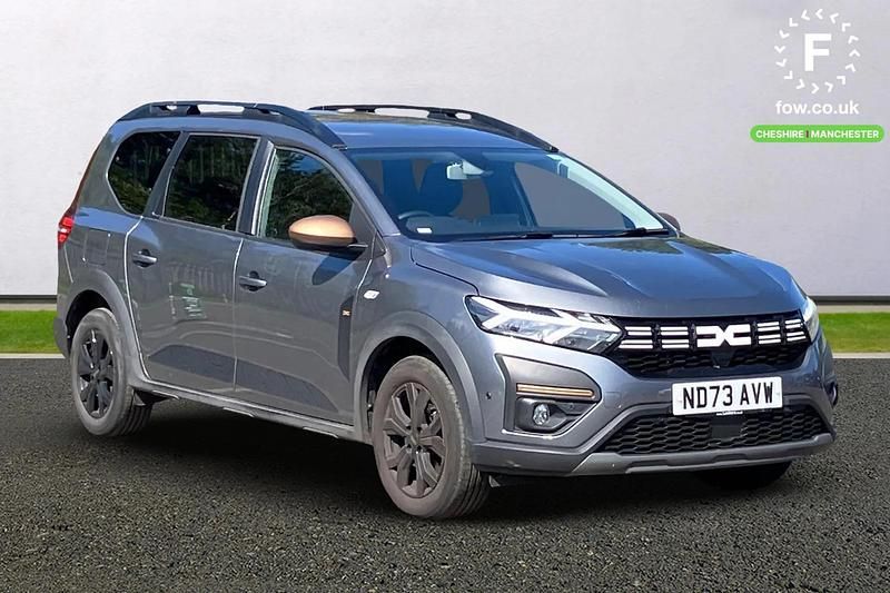 Grey Used 2023 Dacia Jogger Extreme Estate | £16,899 (Fair price) - Image 1/4