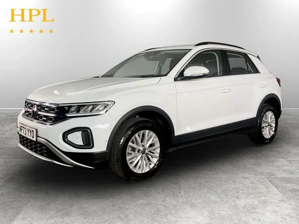 Used VW T-Roc Life 110 HP (80 kW) 2023 White SUV