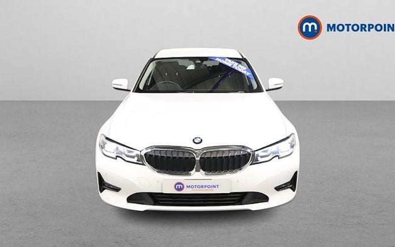Used BMW 330e 292 HP (214 kW) 2021 White Sedan