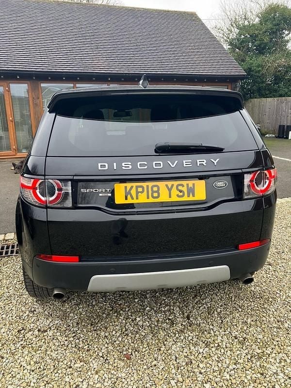 Used Land Rover Discovery Sport HSE 180 HP (132 kW) 2018 Black SUV