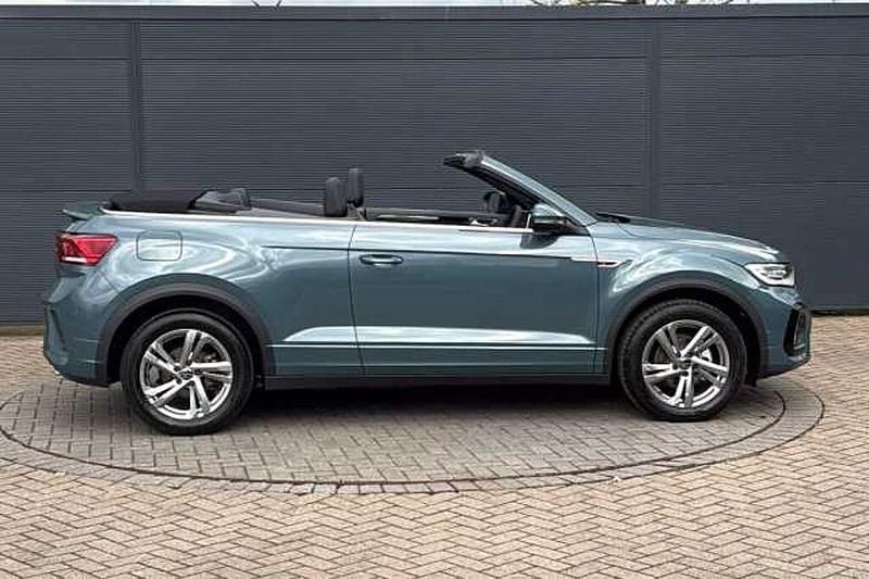 New VW T-Roc 150 HP (110 kW) 2025 SUV