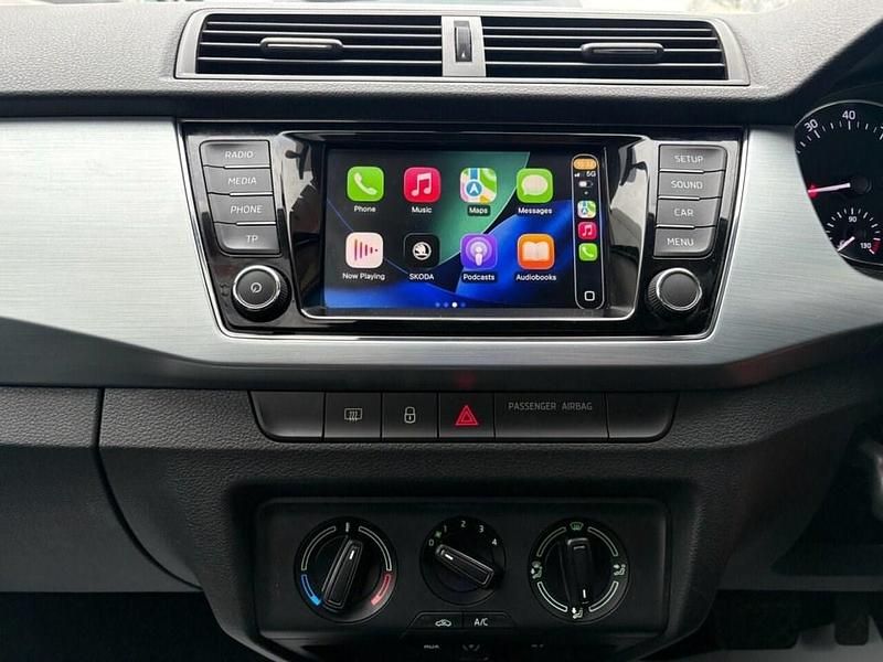 Used Skoda Fabia SE 2017 Silver Hatchback