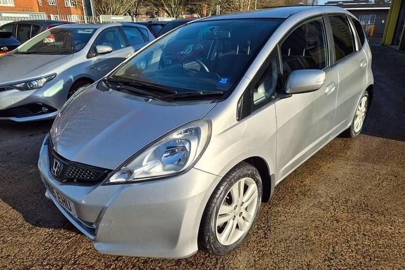 Silver Used 2015 Honda Jazz ES Hatchback | £7,795 (Good price) - Image 1/1