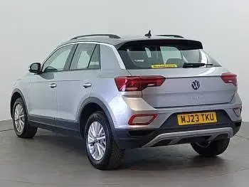 Używany VW T-Roc Life 110 KM (80 kW) 2023 Srebrny SUV