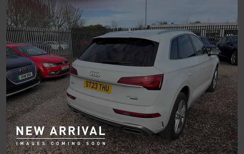 Used Audi Q5 S-Line 200 HP (147 kW) 2023 White SUV