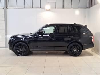 Used Land Rover Range Rover 300 HP (220 kW) 2021 Black SUV