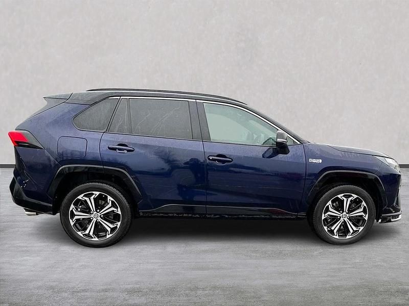 Used Toyota RAV4 306 HP (225 kW) 2023 Blue/black SUV