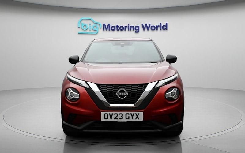 Used Nissan Juke N-Connecta 114 HP (83 kW) 2023 Red SUV