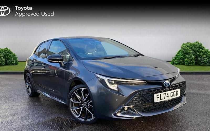 Decuma grey bitone Used 2024 Toyota Corolla Hatchback | £24,640 (Fair price) - Image 1/4