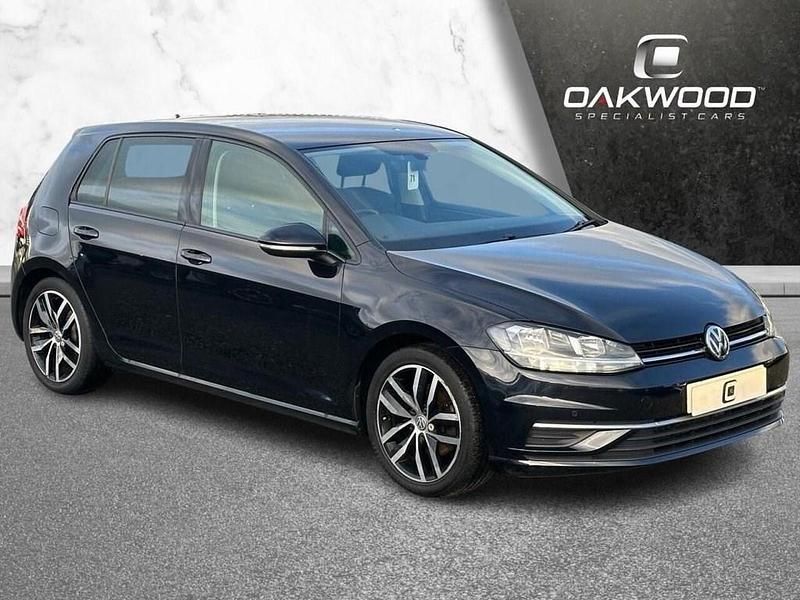 Black Used 2018 VW Golf VII SE Hatchback | £9,995 (Fair price) - Image 1/4