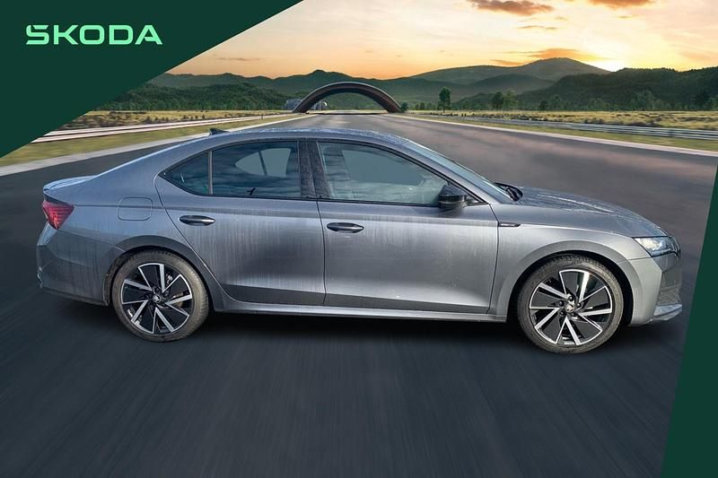 Used Skoda Octavia SportLine 147 HP (108 kW) 2025 Grey Hatchback