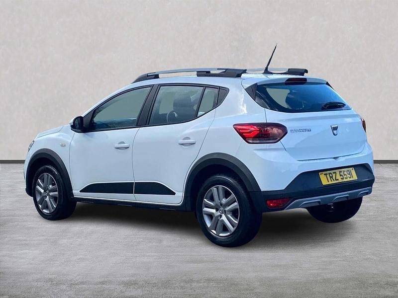 Used Dacia Sandero Comfort 90 HP (66 kW) 2022 White Hatchback