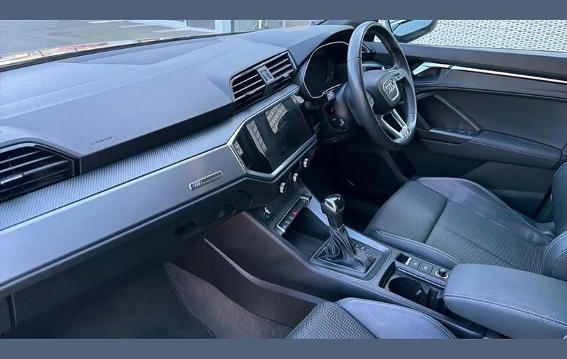 Used Audi Q3 S-Line 150 HP (110 kW) 2023 Blue SUV