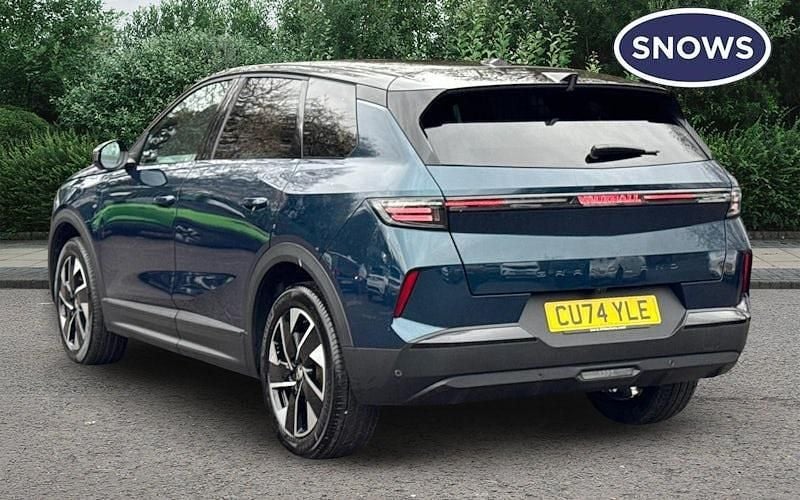 Used Vauxhall Grandland X GSe 136 HP (100 kW) 2024 Blue SUV