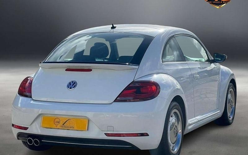 Usado VW Beetle Design 150 HP (110 kW) 2016 Branco Citadino