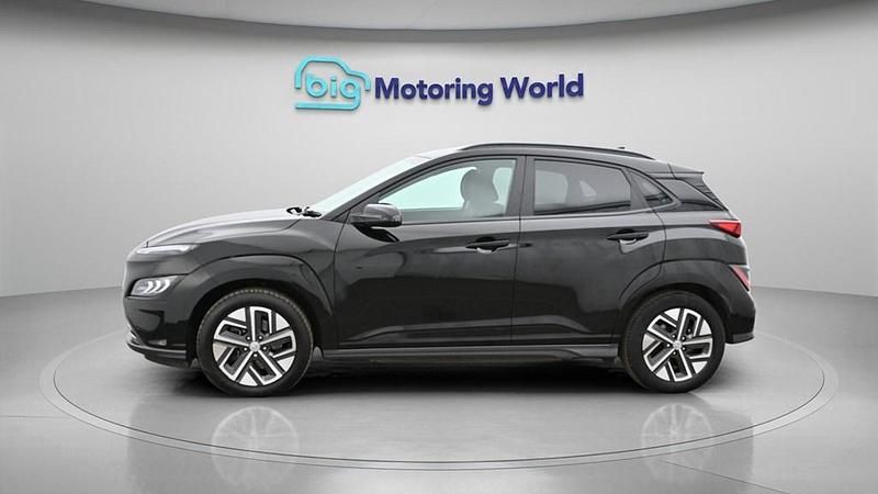 Second-hand Hyundai Kona Premium 10 kW (14 CP) 2022 SUV