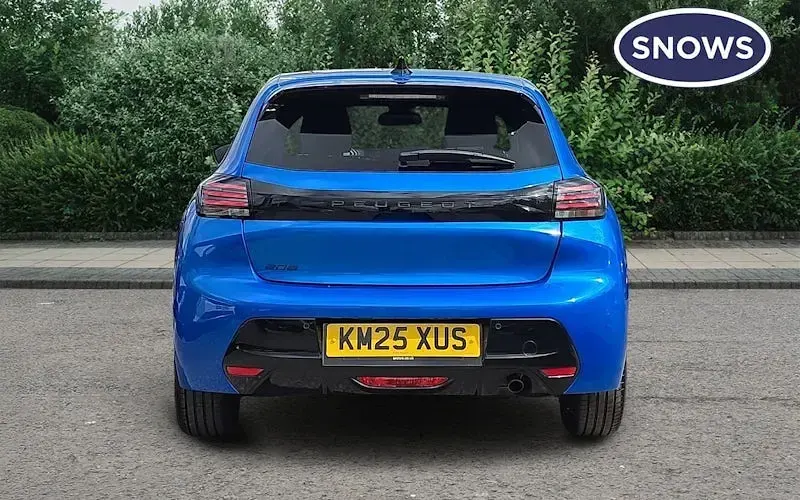 Used Peugeot 208 Allure 101 HP (74 kW) 2025 Blue Hatchback