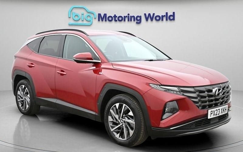 Used Hyundai Tucson Premium 180 HP (132 kW) 2023 Red SUV