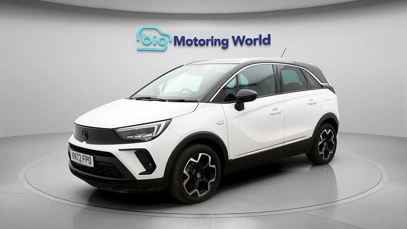Used Vauxhall Crossland Ultimate 109 HP (80 kW) 2022 White SUV