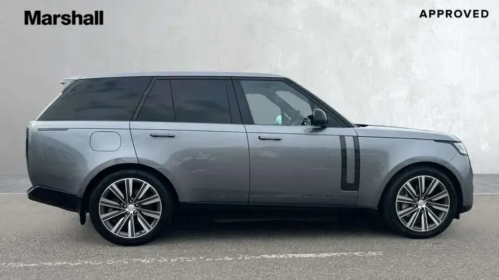 Used Land Rover Range Rover HSE 440 HP (323 kW) 2022 Metallic  eiger grey  SUV