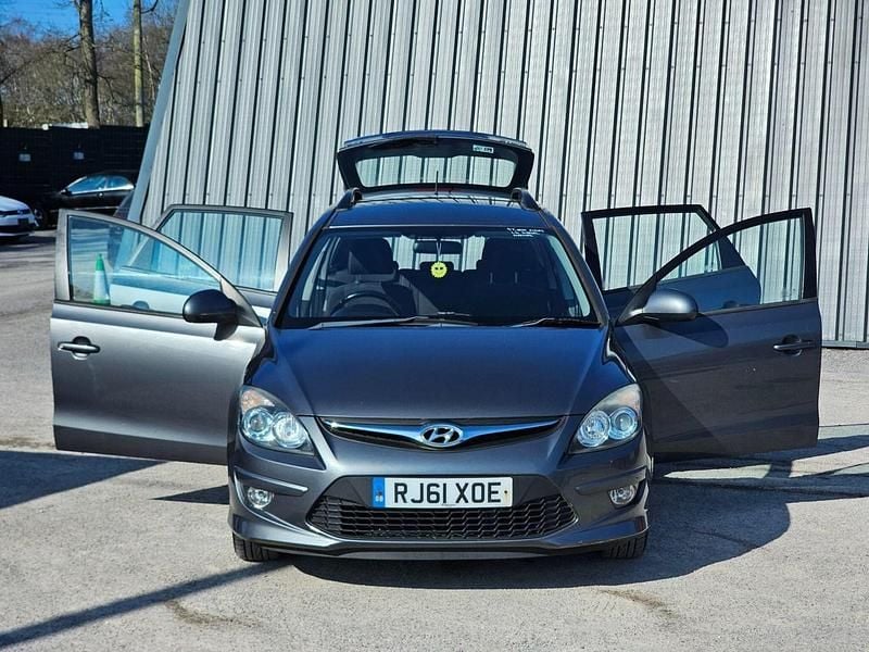 Used Hyundai i30 Comfort 2011 Grey Estate