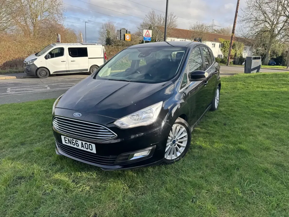 Begagnad Ford C-MAX Titanium 120 HK (88 kW) 2016 Svart Minibuss