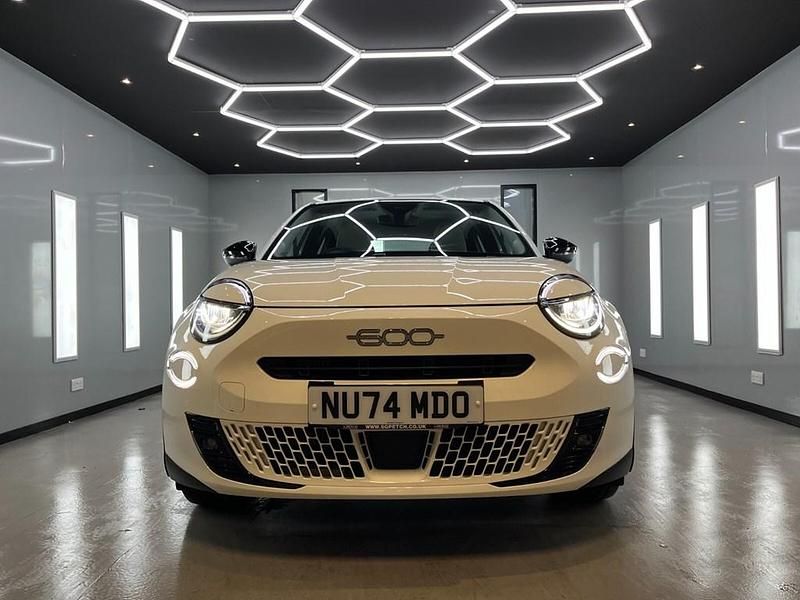 Usado Fiat 600 La Prima 2024 Branco Citadino