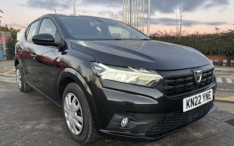 Used 2022 Dacia Sandero Comfort Hatchback | £8,450 (Fair price) - Image 1/4