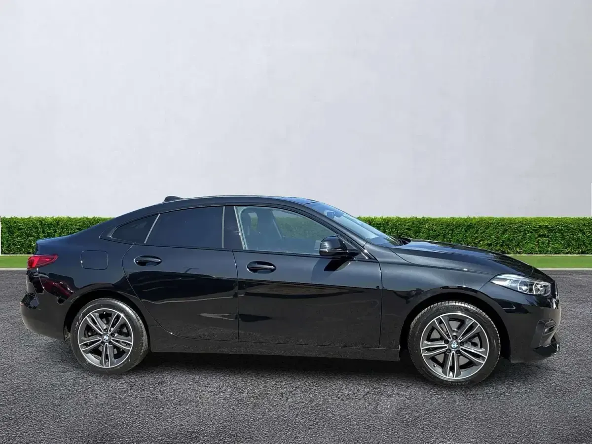 Used BMW 220 Sport Line 2023 Black Coupe